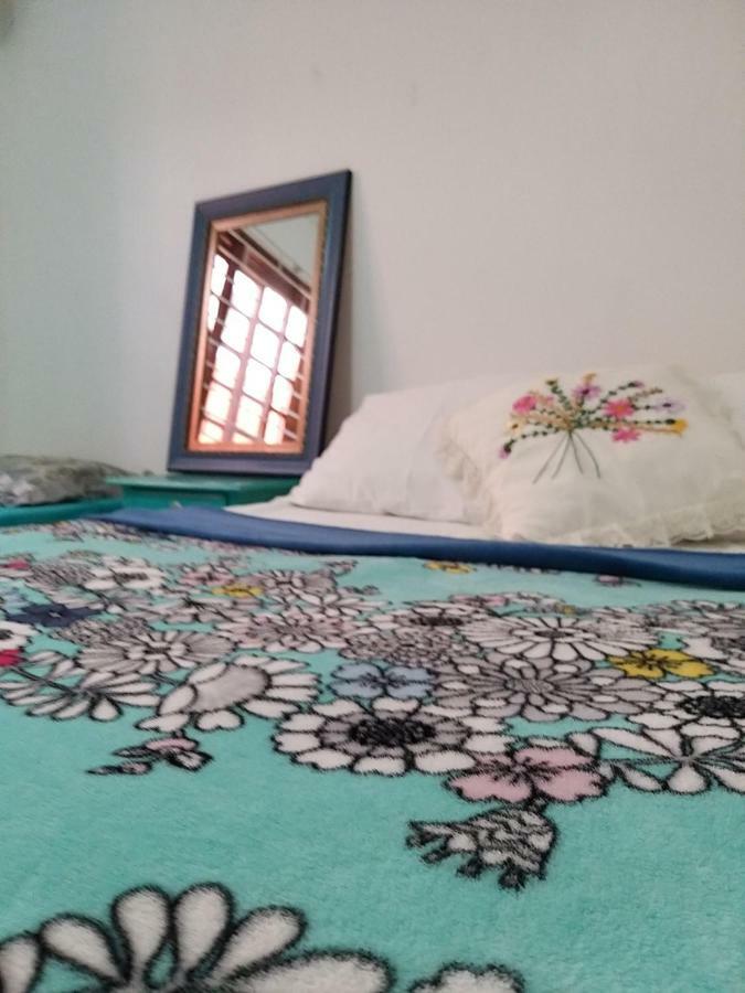 Rumi'S Hostel E Cafe Ratones Номер фото